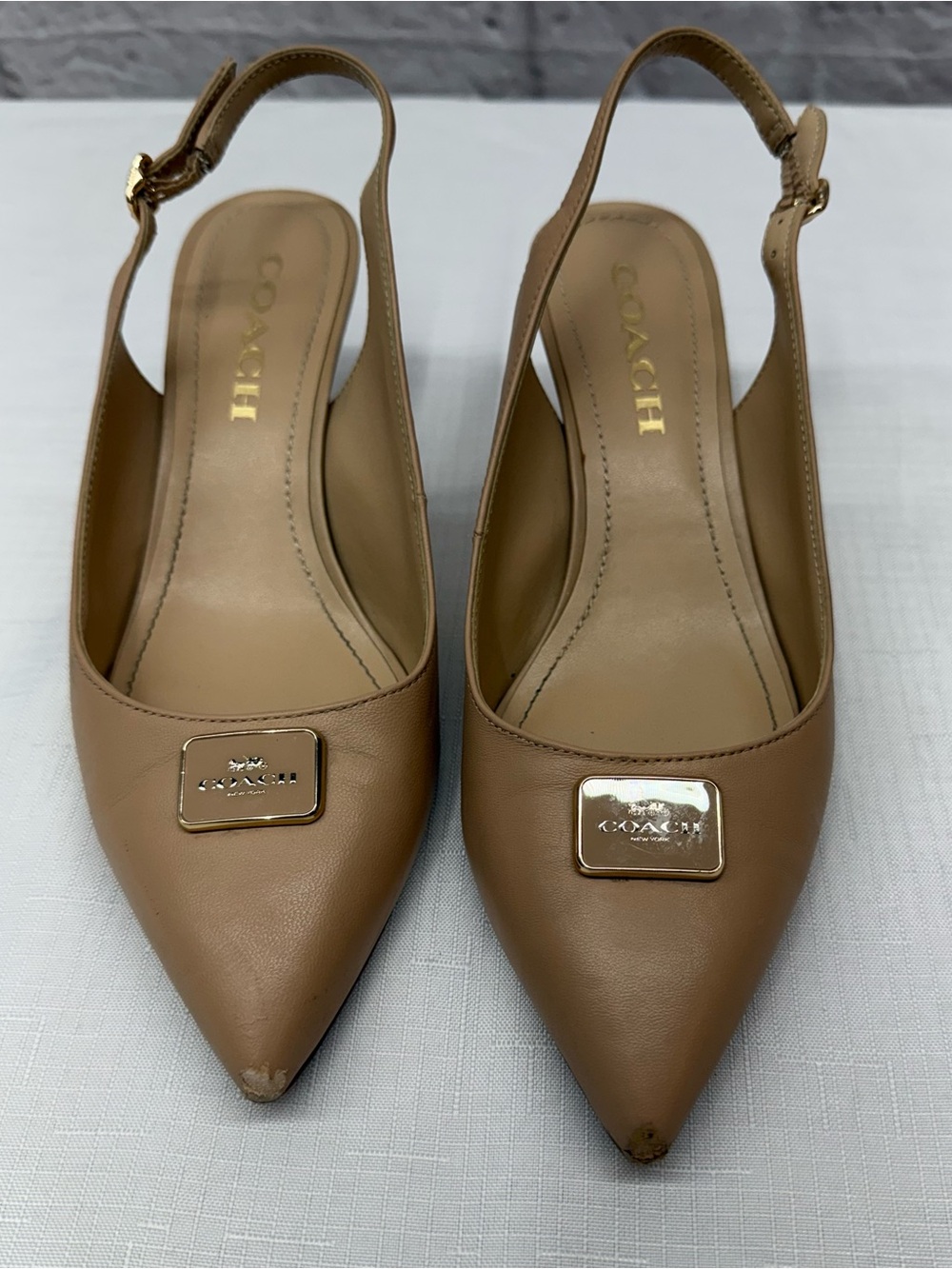 COACH Women's Tan Leather Pointed Slingback Pumps 6.5